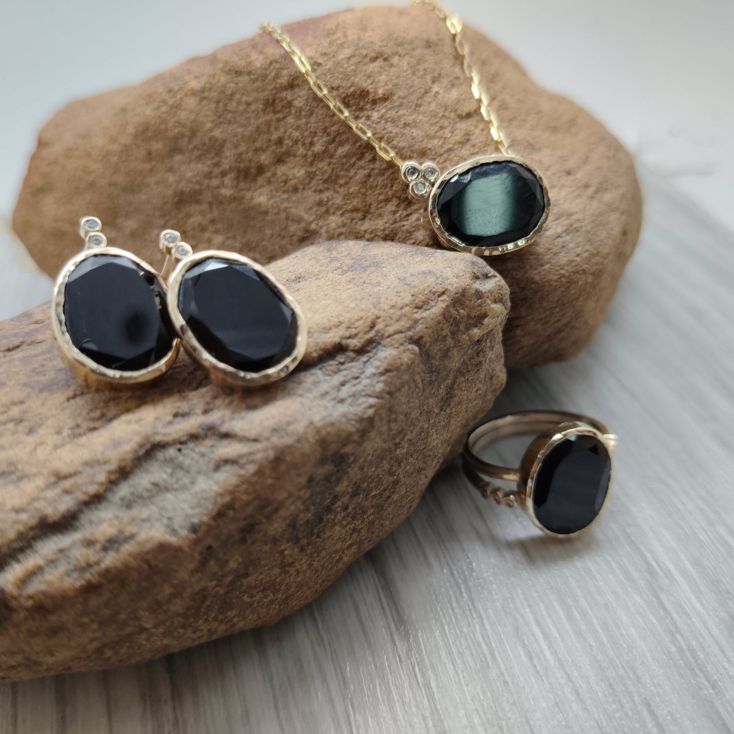 Black Spinel & Diamond | 9ct Gold
