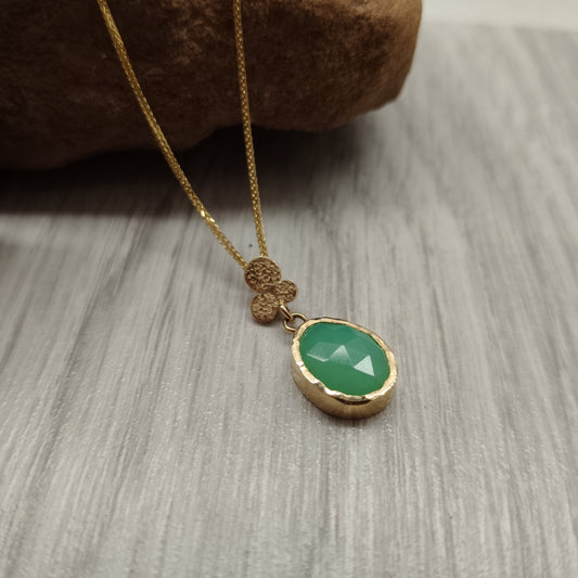 Flat Cut Chrysoprase Pendant in Textured 9ct Gold
