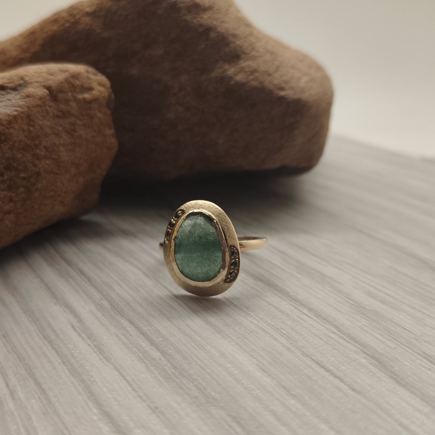 Aventurine & Black Moissanite Ring in Textured 9ct Gold